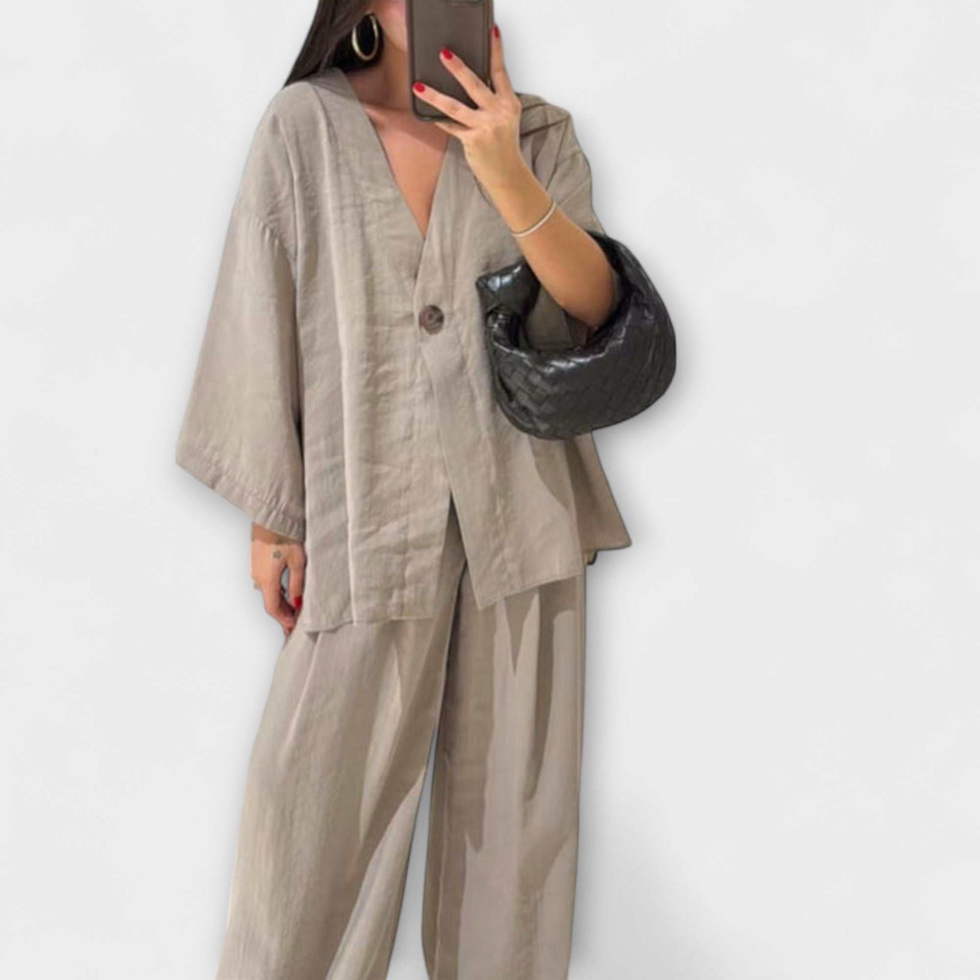 Aurora - Lässiges V-Ausschnitt Top und Hose Duo