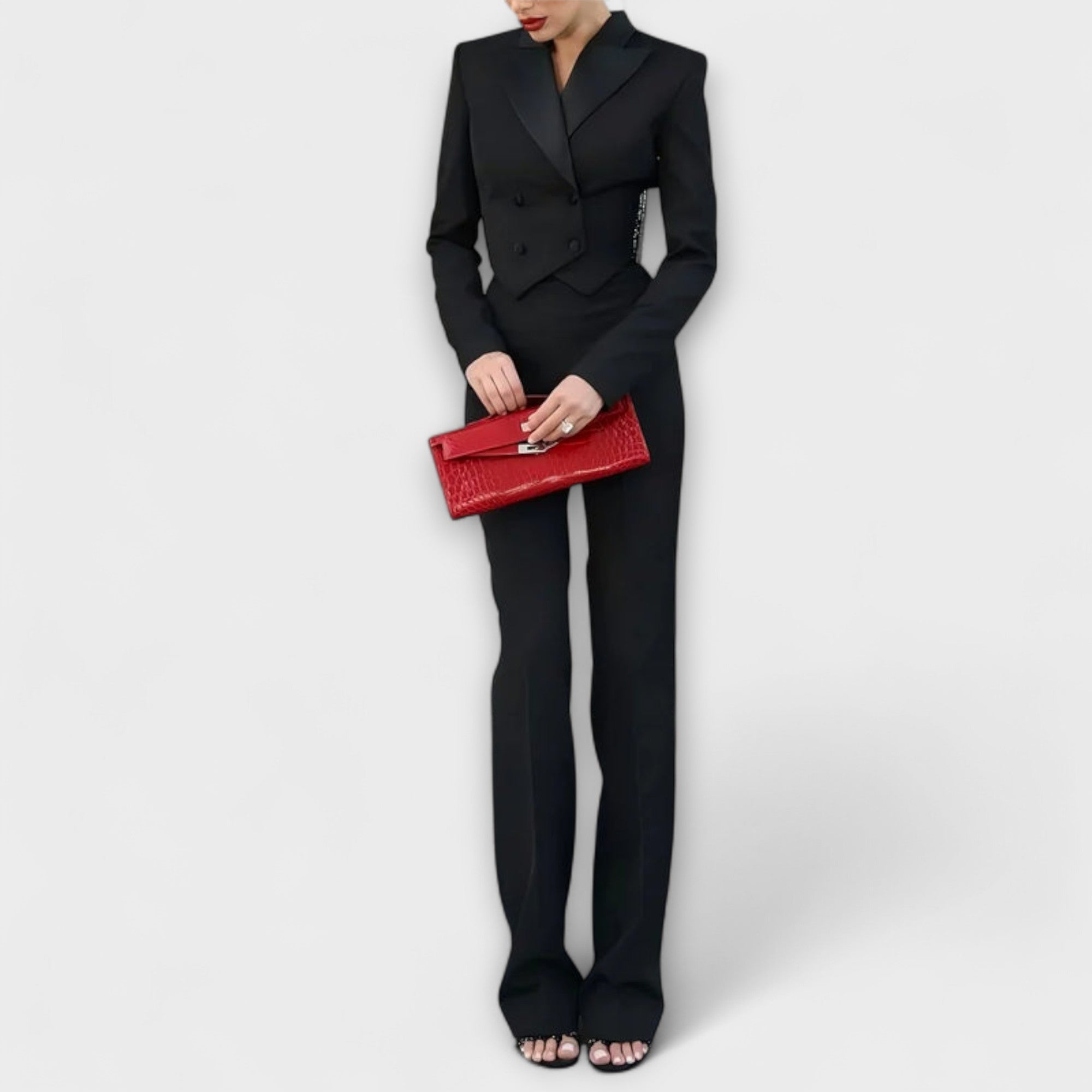 Noa - Schwarzes Perlenbesetztes Rückenfreies Kurzes Blazer Set