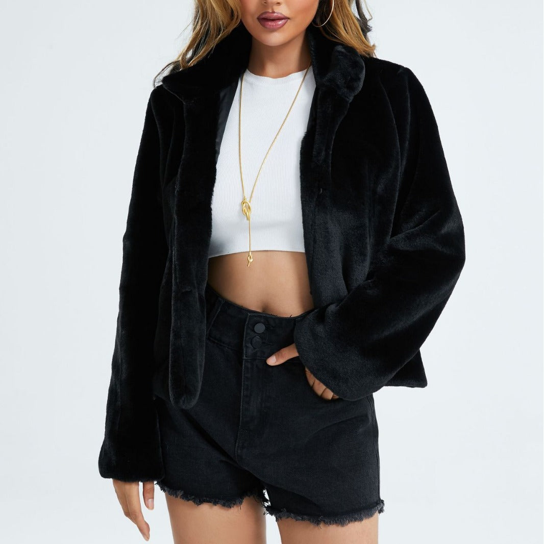 Elora | Kurzfell-Jacke mit Stehkragen